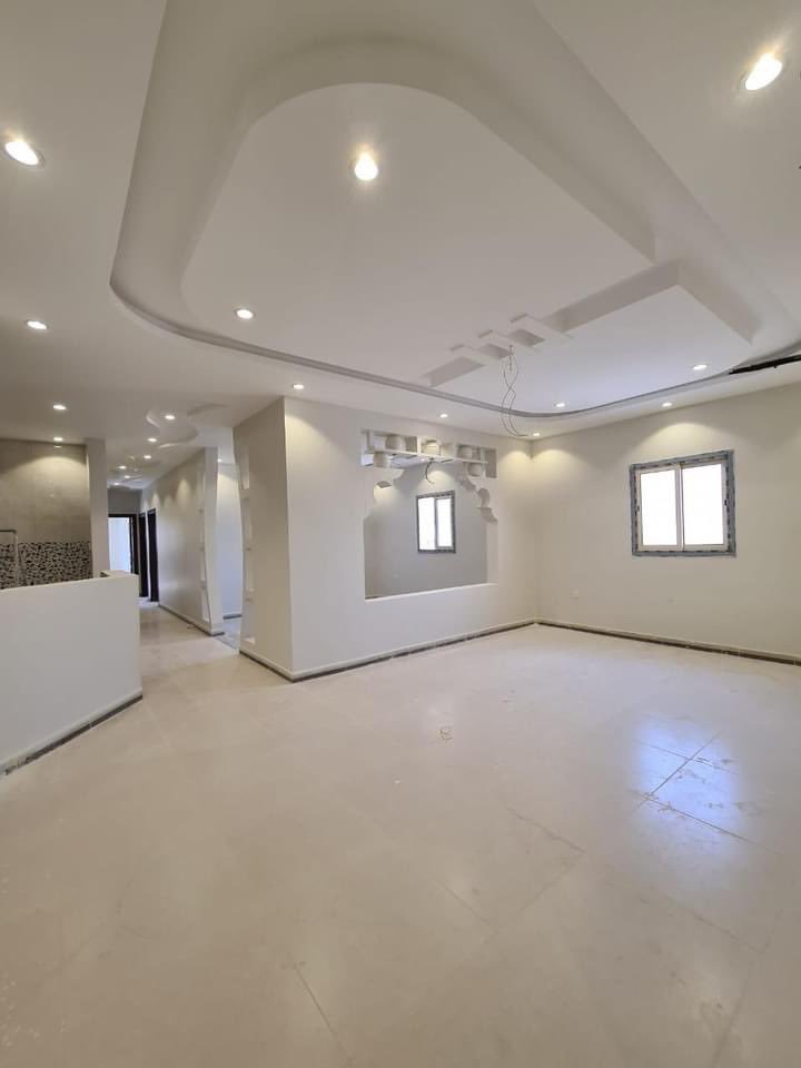 معلم دهانات الاحساء: أفضل خدمات الدهانات الداخلية والخارجية